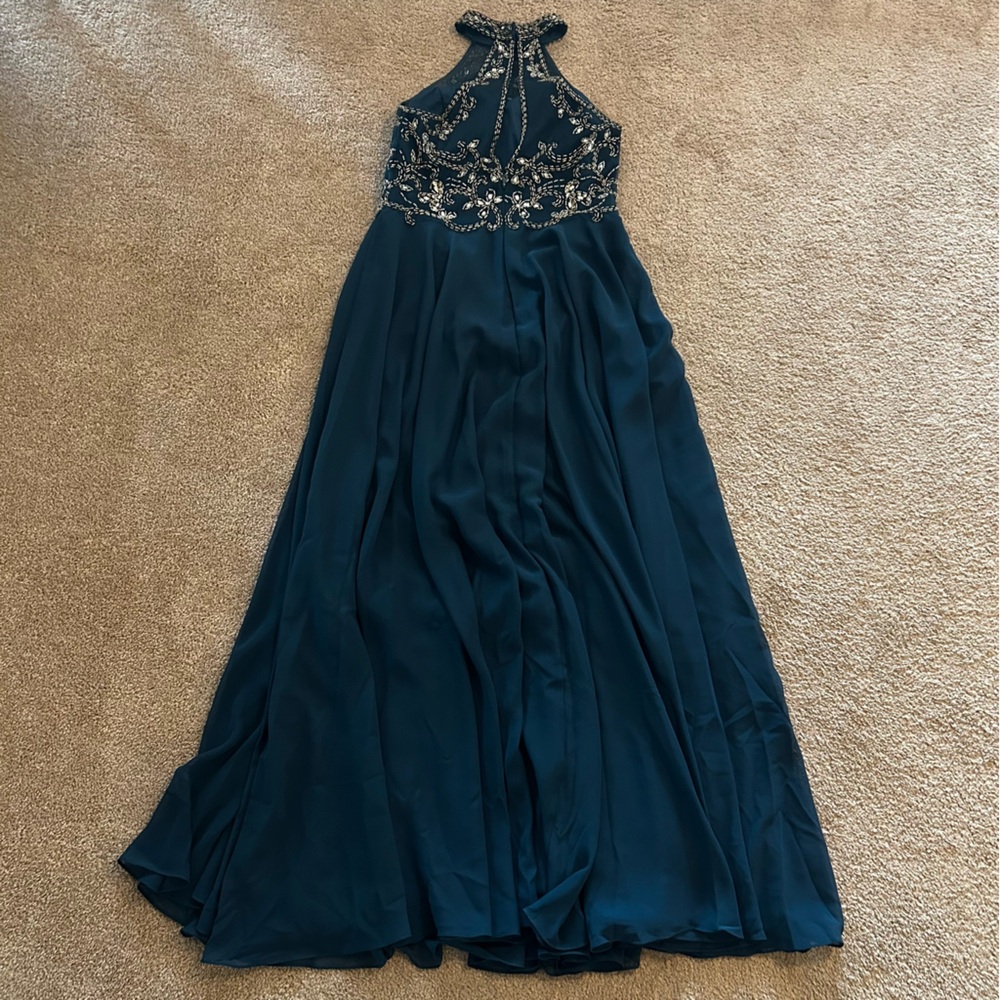 NWT JJs HOUSE A-Line High Neck Floor-‎ Length Sequined Gown - Picture 4 of 10